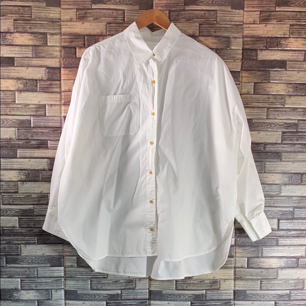 EUC Every Women’s Large White Casual Button Down Shirt with Mandarin Collar